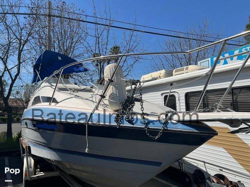 Bayliner 2450 Sunbridge fiche technique et avis